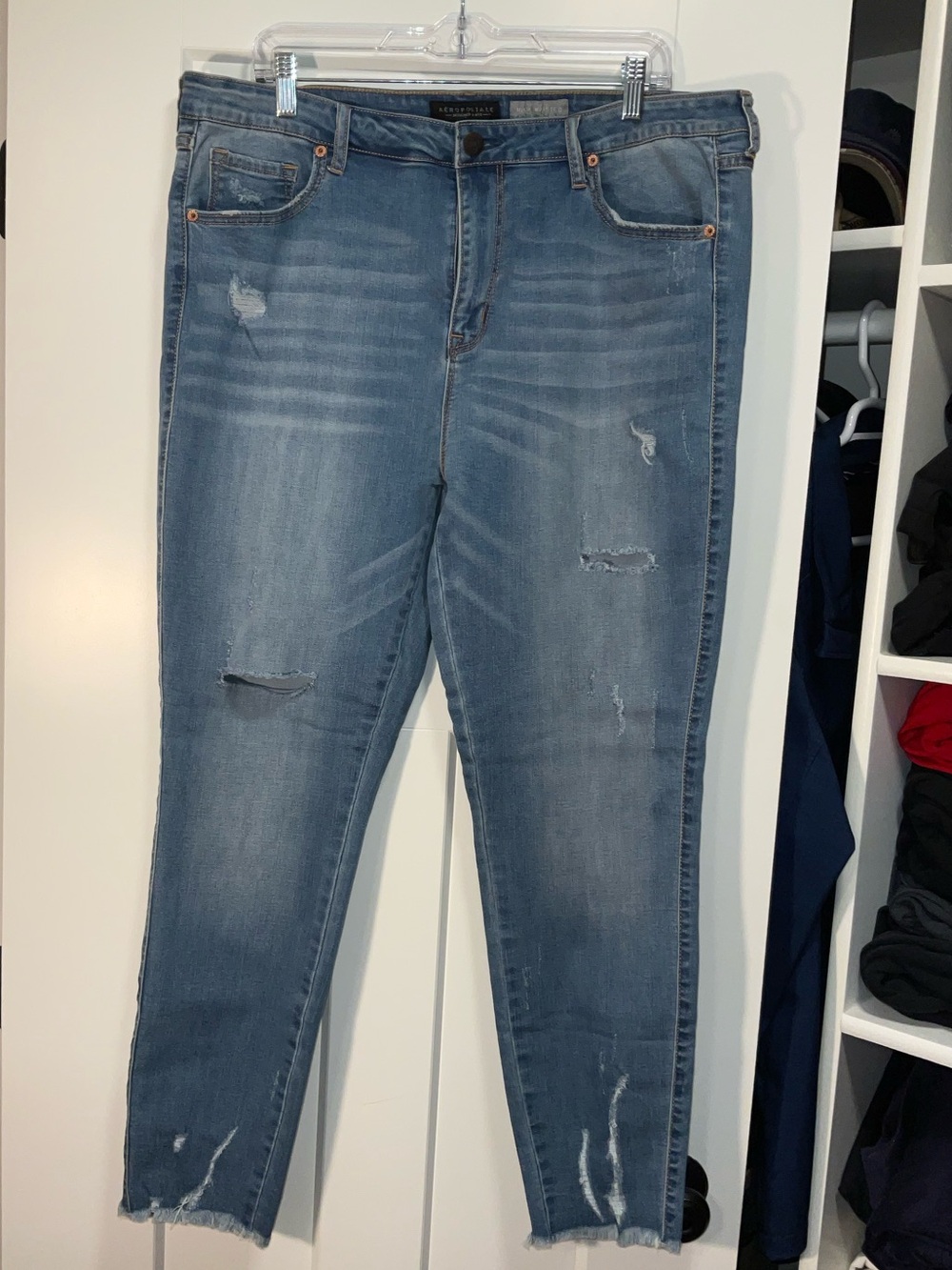 Aeropostale Light Blue Distressed Cropped Jeans